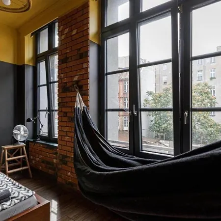 Golden - Cozy Studio - Great Location&k28 *